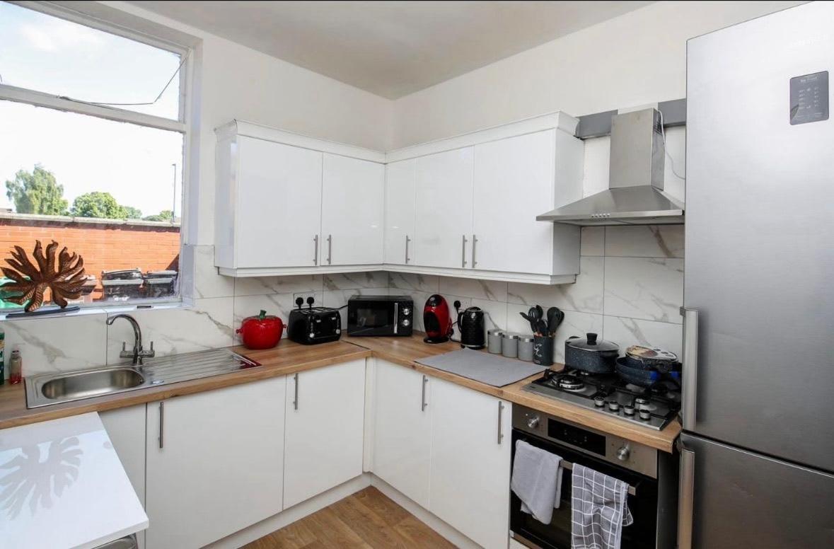 2 Min Walk Etihad Stadium & Coop Arena - 3Br, Free Parking Manchester Eksteriør bilde